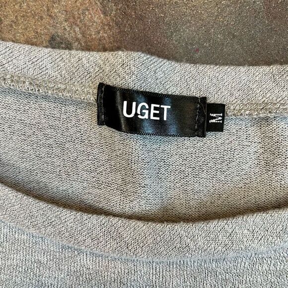 Uget Women’s Oversized Gray Sweater Size Medium - Picture 6 of 7